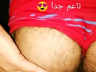 Arabic Chubby with bubble butt enjoying dildo